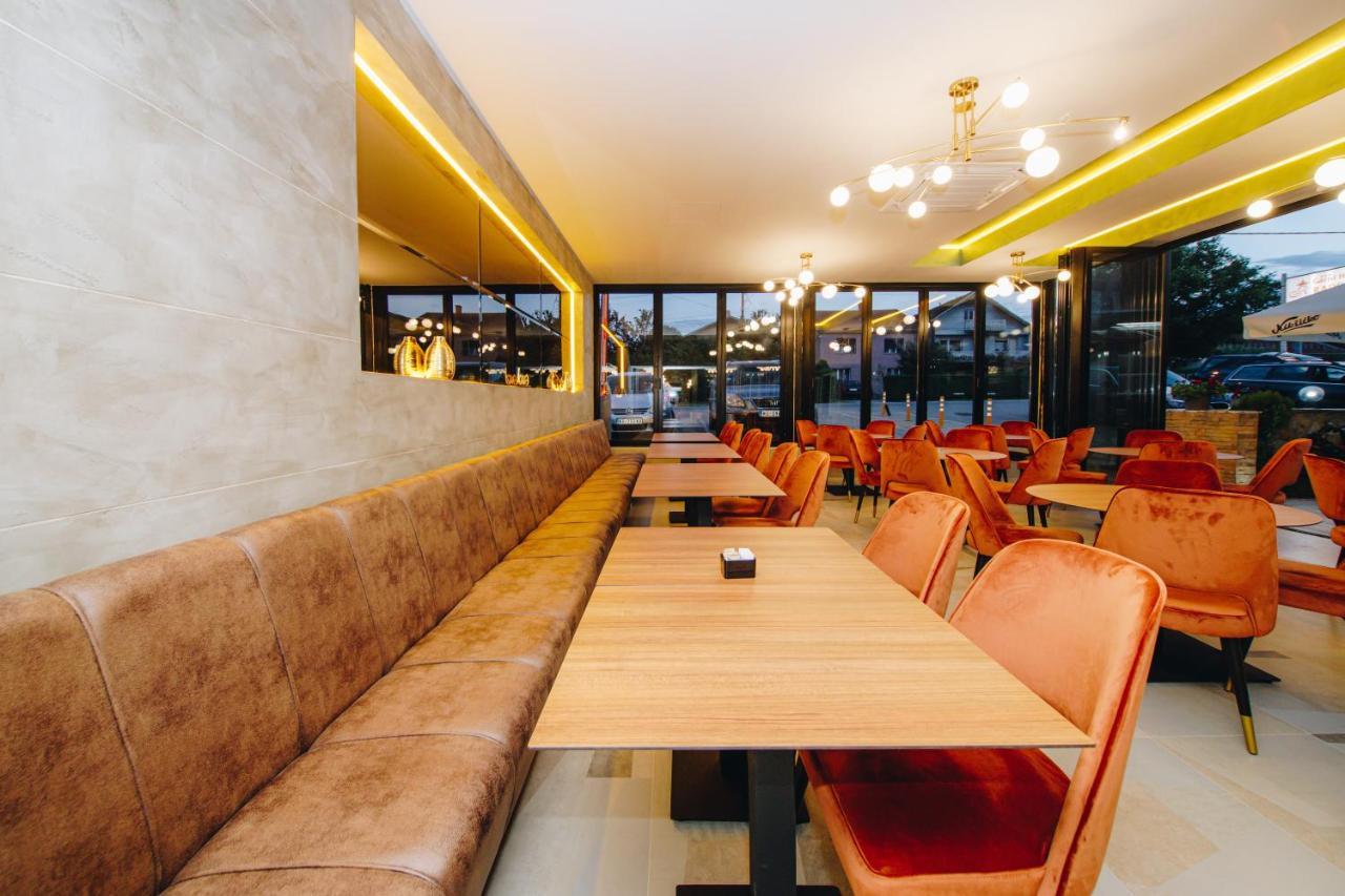 Garni Hotel Radovic ครากูเยวัตส์ ภายนอก รูปภาพ