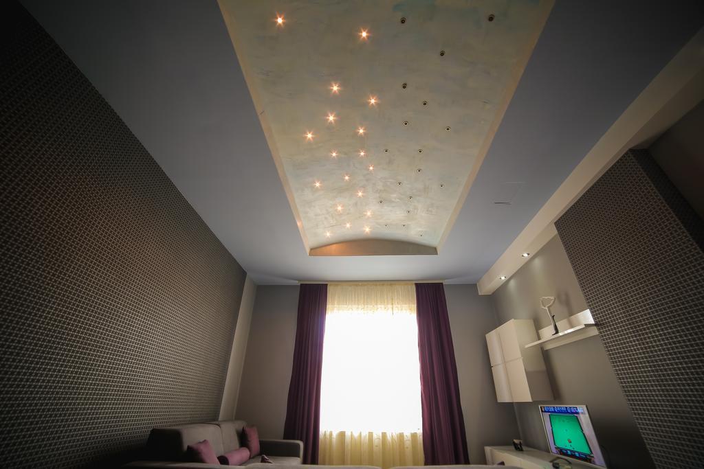 Garni Hotel Radovic ครากูเยวัตส์ ภายนอก รูปภาพ