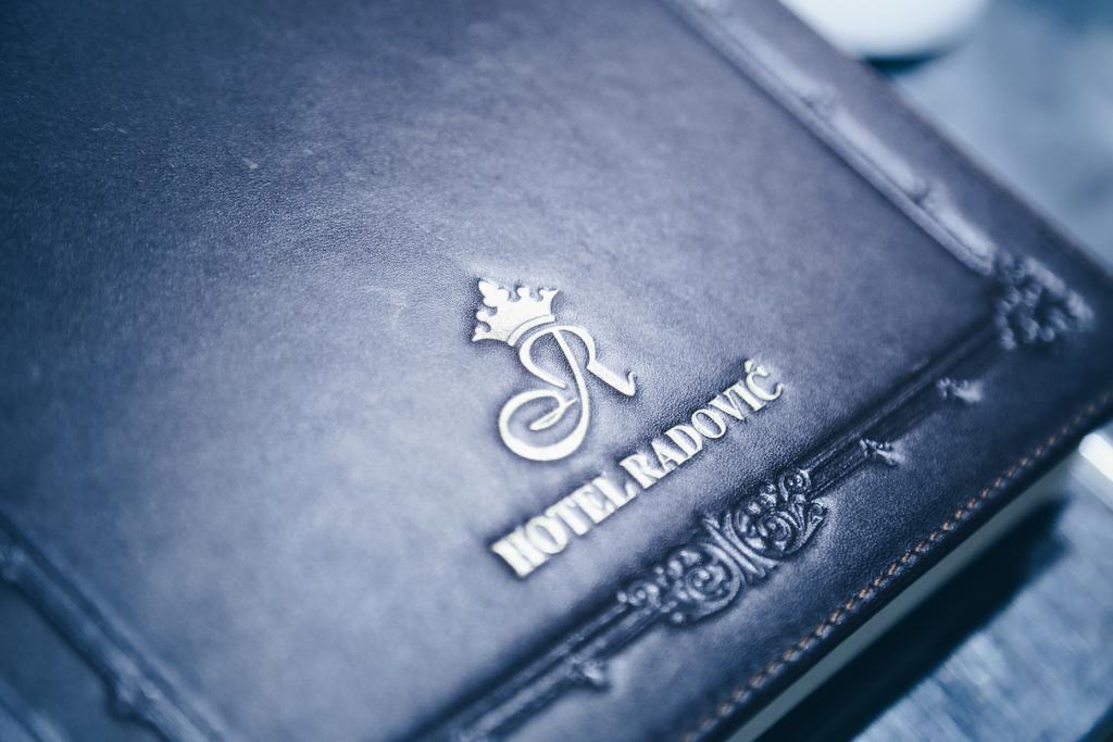 Garni Hotel Radovic ครากูเยวัตส์ ภายนอก รูปภาพ